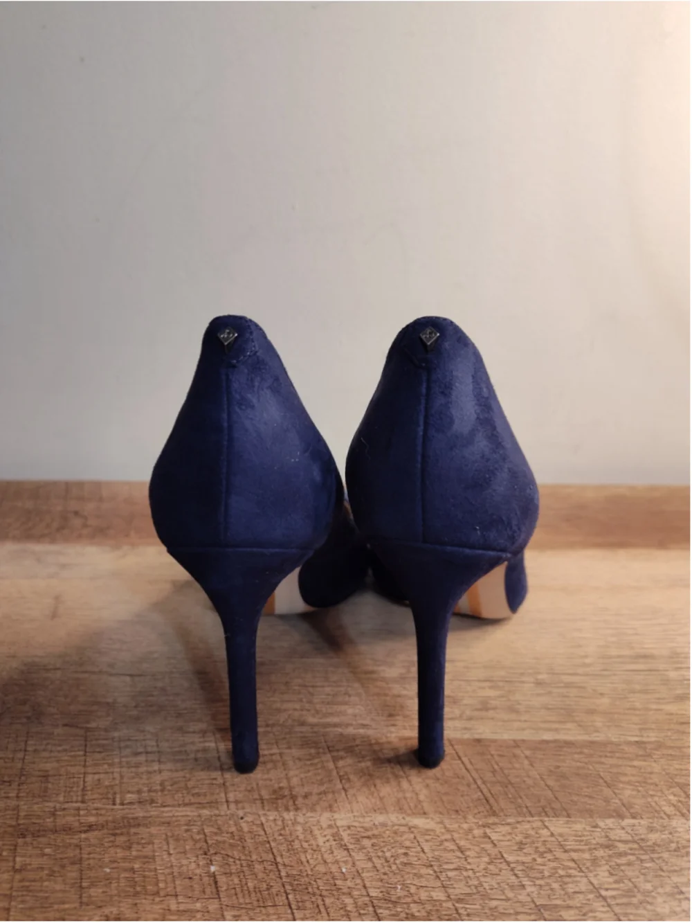 Women's Sam Edelman Blue Suede Heels Size 7.5